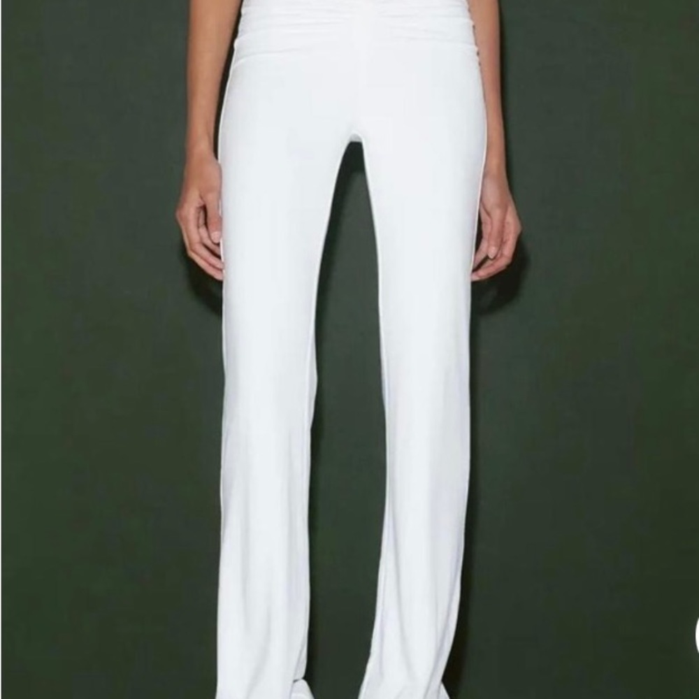 I am Gia HALO PANT- white size XS